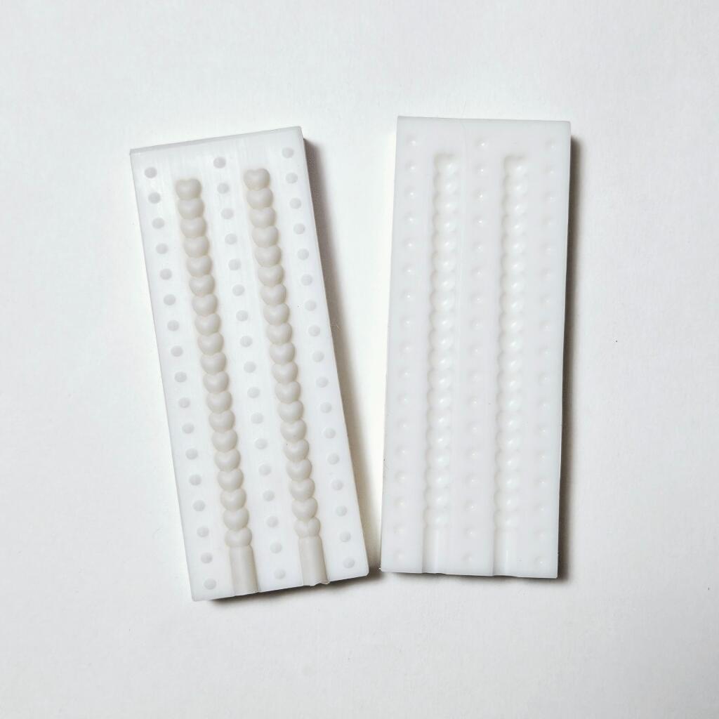 Силиконовая форма бентосвечи палетка Сердечки