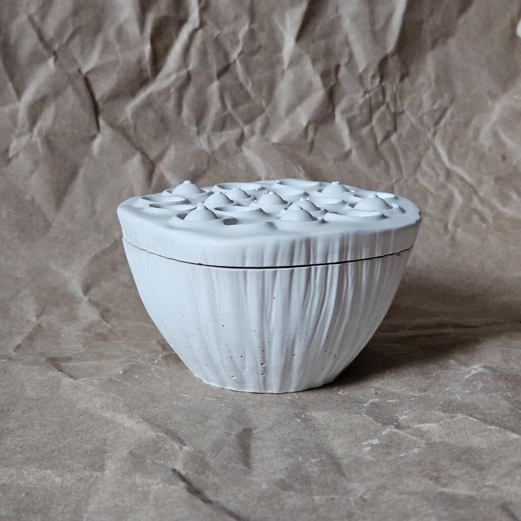 Силиконовая форма стакан Лотос коробочка 109