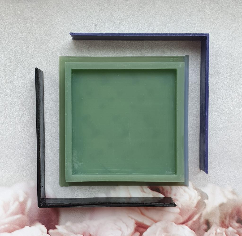 Модель для заливки силиконом Поднос квадрат с готовыми раздельными опалубками и основой