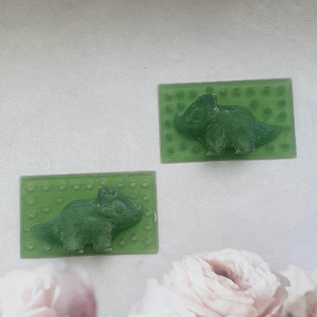 Модель для заливки силиконом Трицераптор с уже готовой основой и разборными опалубками