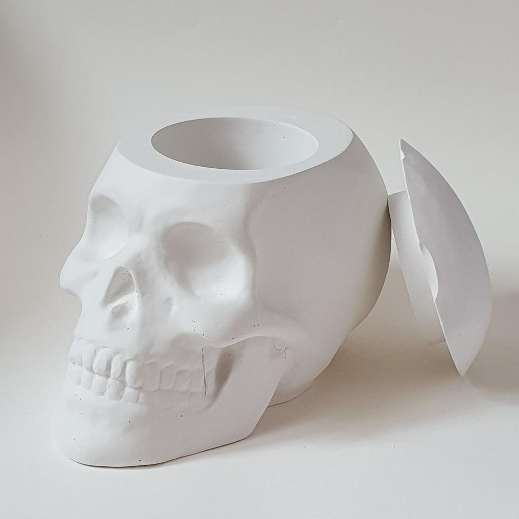 Силиконовая форма стакан Череп 300