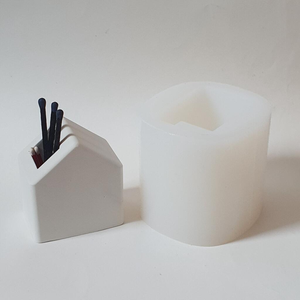 Силиконовая форма стакан для спичек Домик