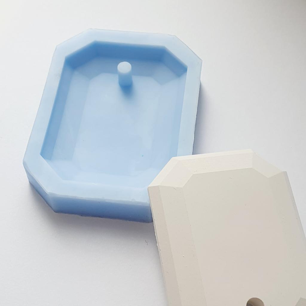 Модель для заливки силиконом Саше Прямоугольный кристалл с уже готовой основой и разборными опалубка