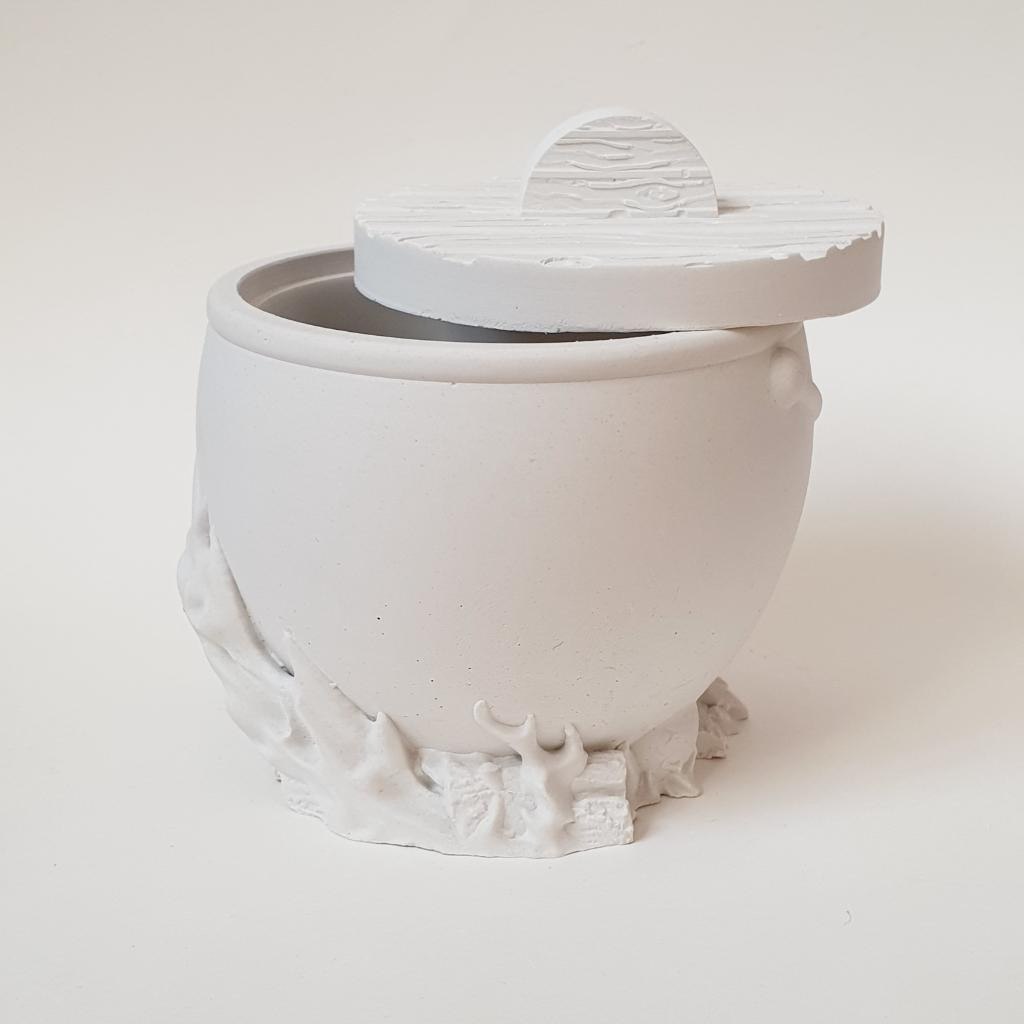 Силиконовая форма 
Котелок на костре

🍀Объем: 151

🍀Размеры:
Диаметр 9 см х 9.5 см
Высота: 6.9 см