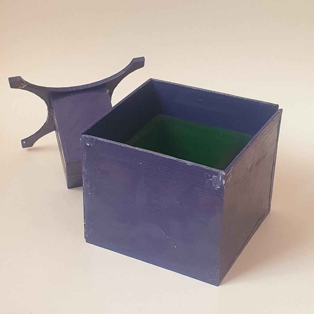 Силиконовая форма  Молочник Квадрат с отверстием для благовония 130