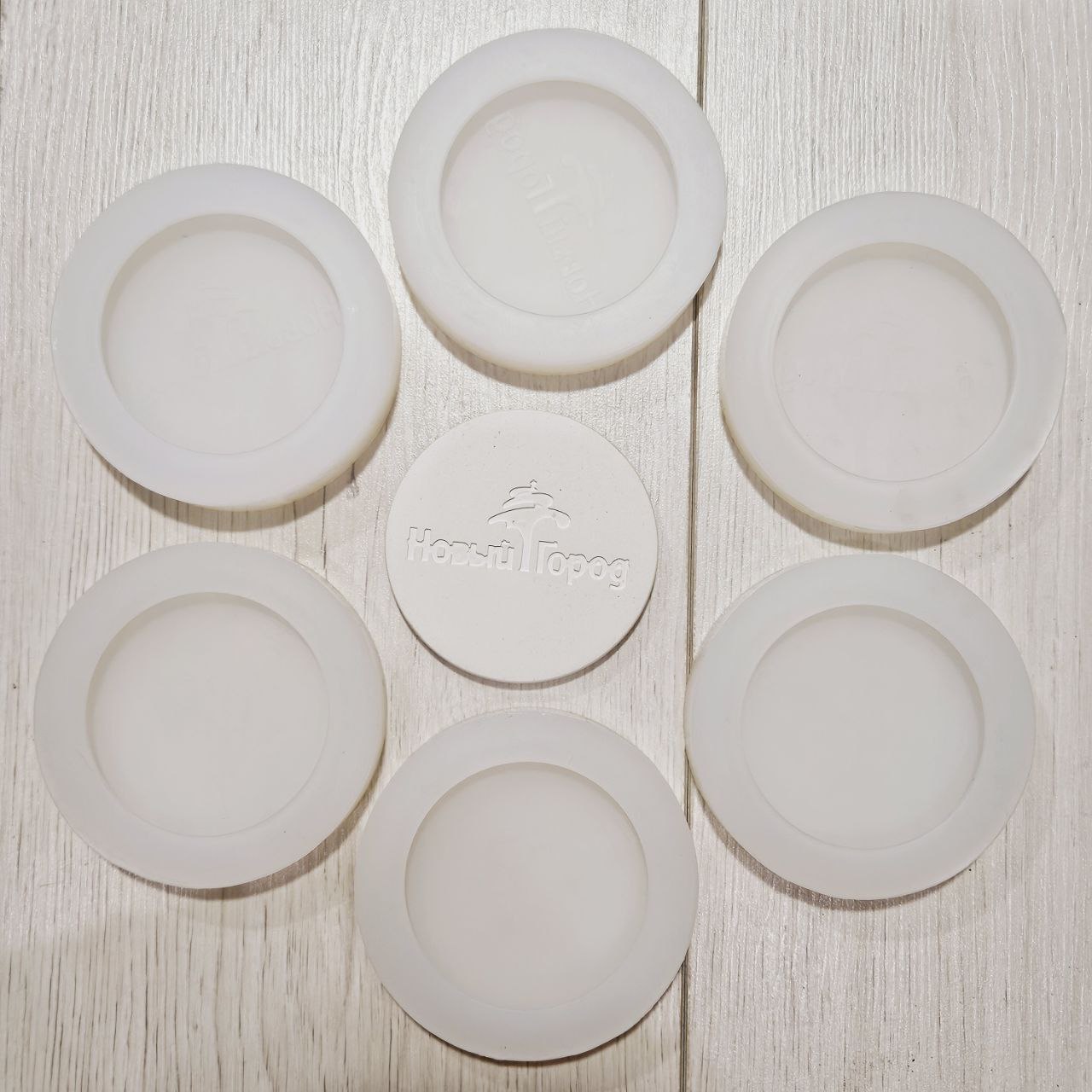 У нас вы всегда можете дозаказать формы с уже имеющейся мастер-модели